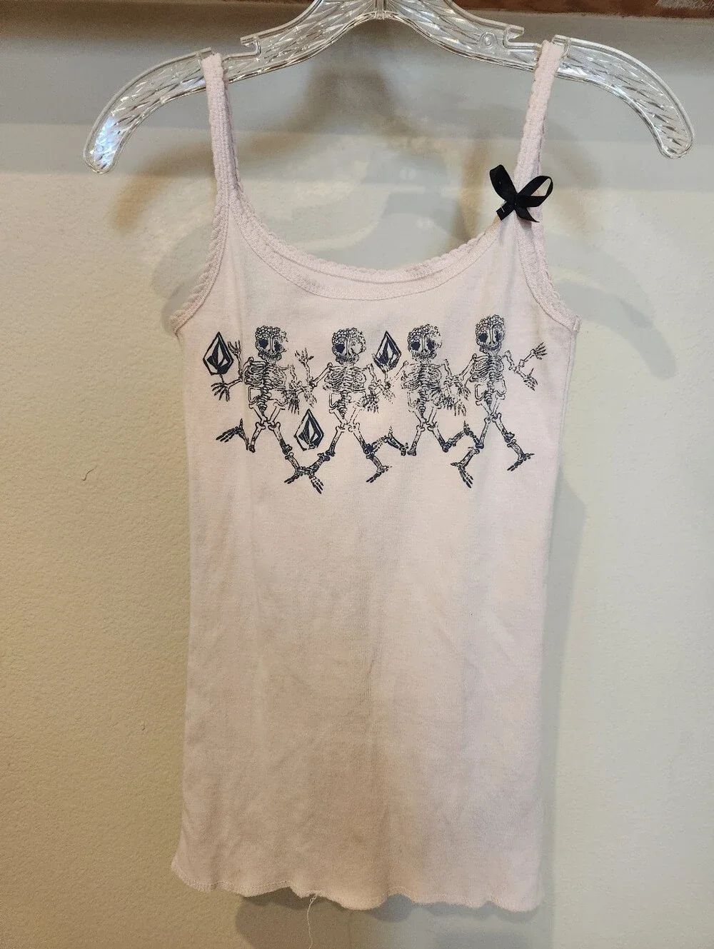 Vintage Volcom Light Pink Graphic Logo Cami - Picture 1 of 8